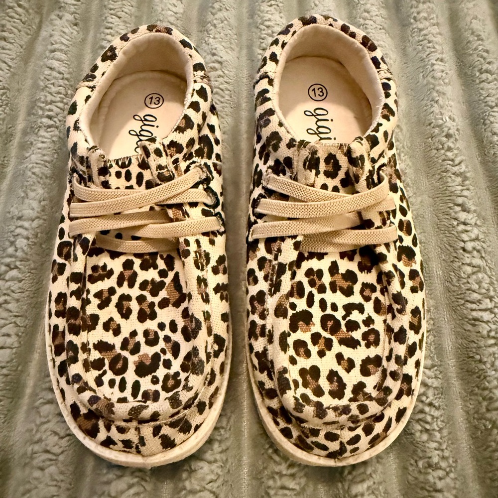 Girls Leopard Print Casual Shoes